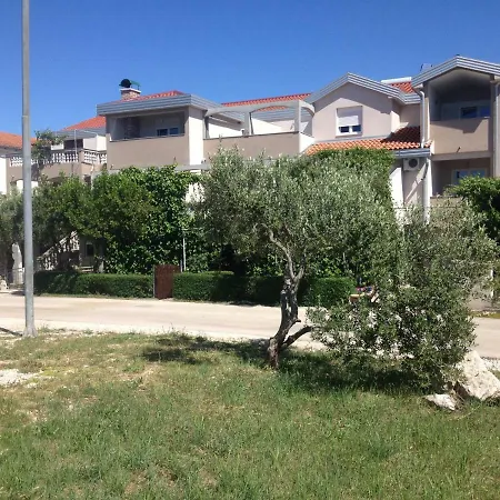 Apartment Dubravka Pirovac