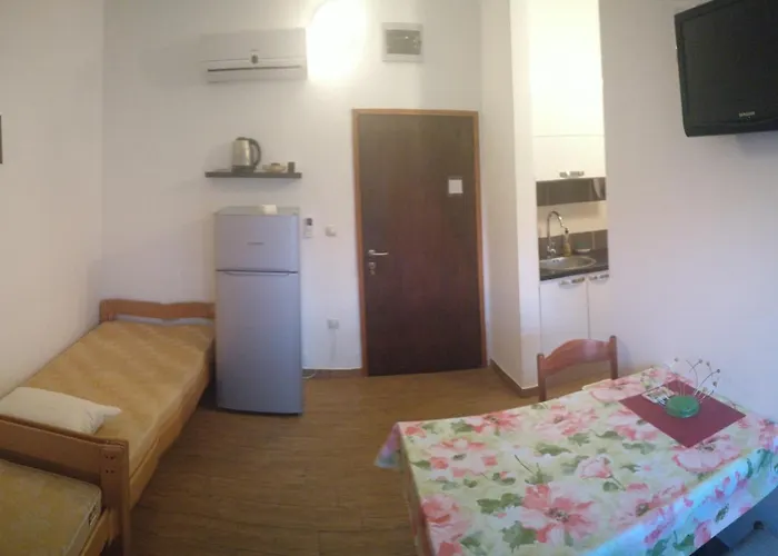 Dubravka アパート *