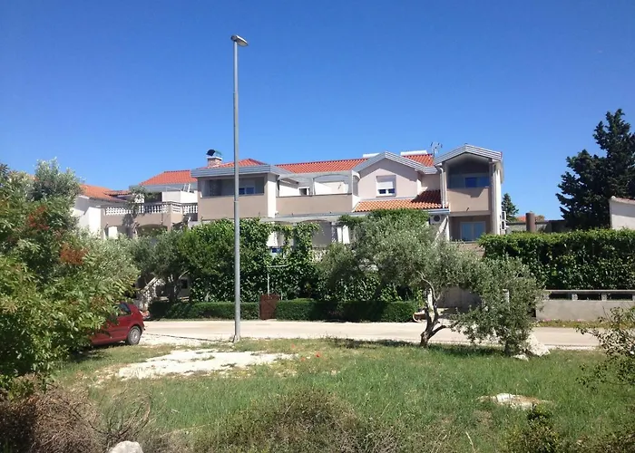 Dubravka ピロヴァッツ