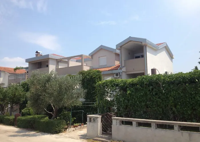 Dubravka ピロヴァッツ